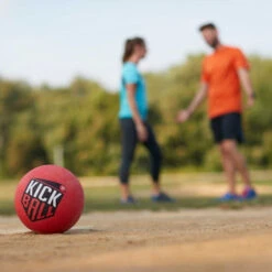 FRANKLIN 10" RUBBER KICKBALL - RED -Ball Equipment Shop FREANKLIN 10 RUBBER KICKBALL RED 5